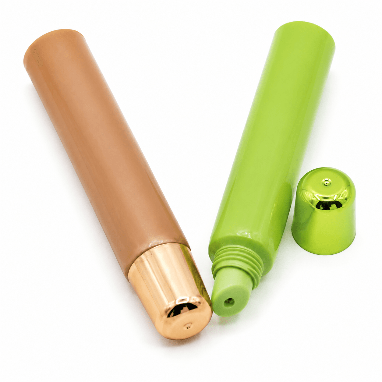 Lip gloss screw cap tube